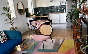 Appartement 3 Pieces Avec Parking Couvert Gratuit.